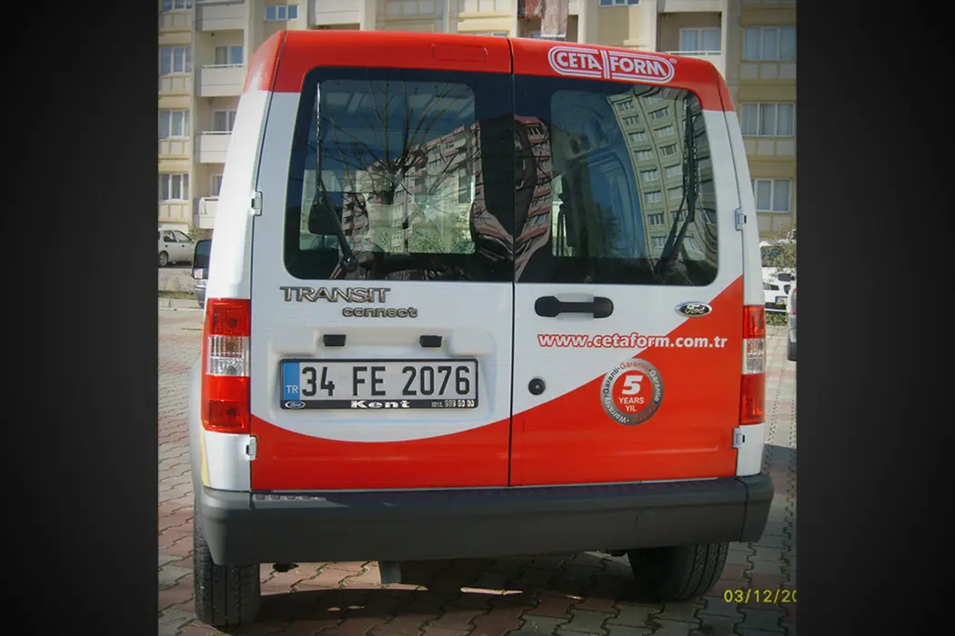C-Arac-Giydirme-S-1050-Avcilar-istanbul-Grafiker-Arac-Giydirme-Dijital-Tasarim-09